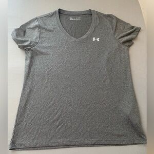 Women’s Under Armor V-Neck Heat Gear SS Shirt Size XL